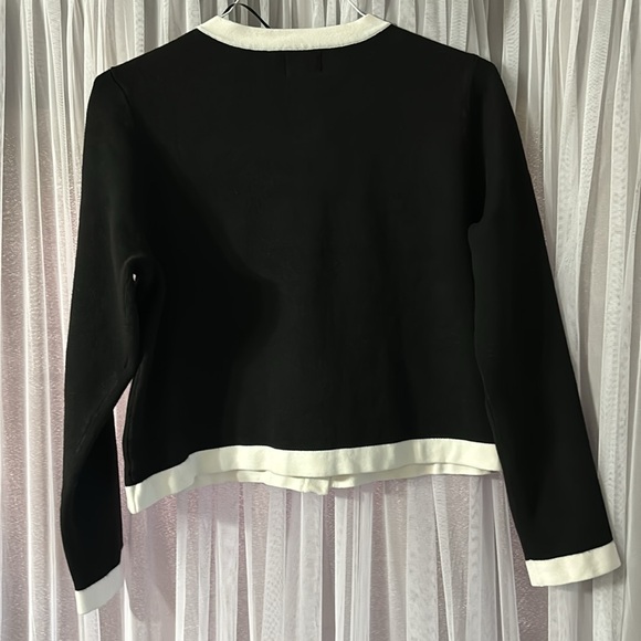 NWOT Elegant black and white cardigan with gold buttons! - Picture 5 of 5